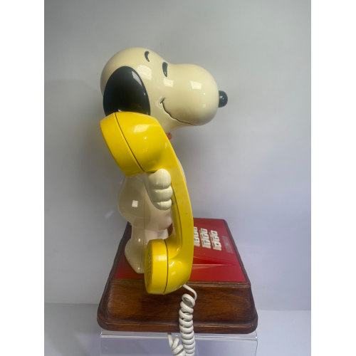 Snoopy phone popular